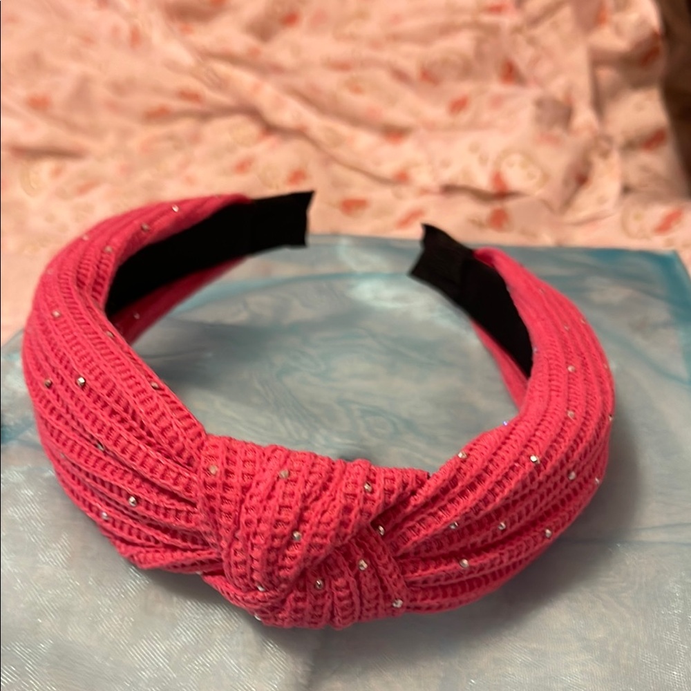 NWOT Vibrant Pink Knotted Headband with Textured Fabric and Wide Design